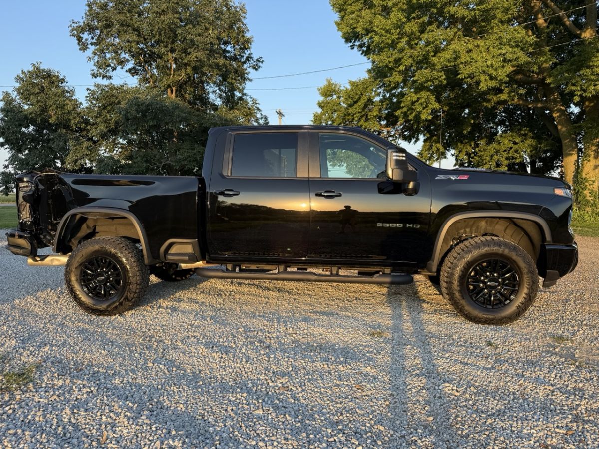 2026 Chevrolet Silverado 2500HD ZR2 - Photo 1