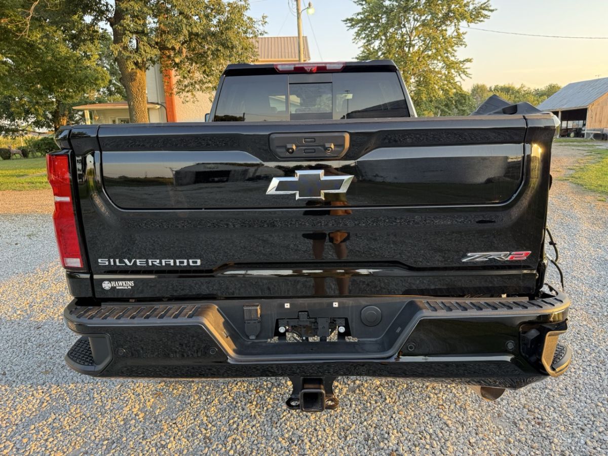 2026 Chevrolet Silverado 2500HD ZR2 - Photo 7