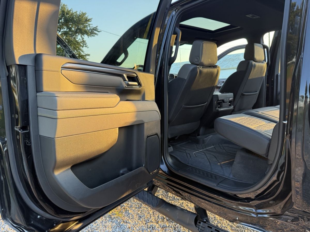 2026 Chevrolet Silverado 2500HD ZR2 - Photo 10