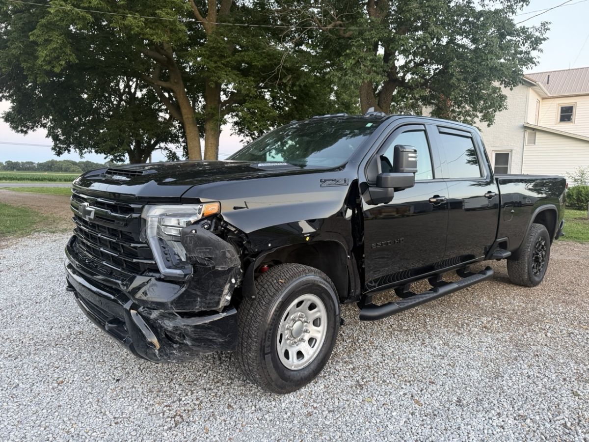 2024 Chevrolet Silverado HD LTZ 4WD Crew Cab Standard Box's photo
