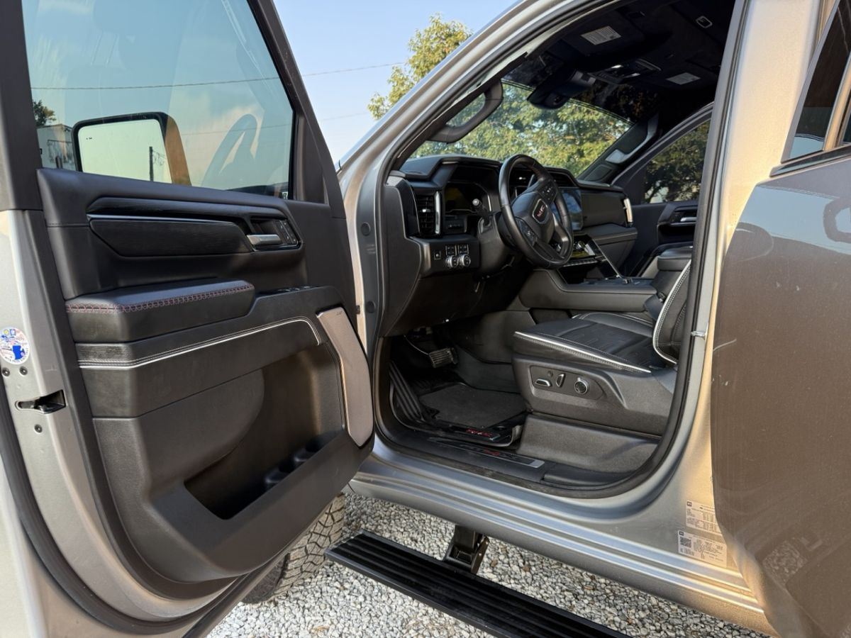 2025 GMC Sierra 2500HD AT4X - Photo 10